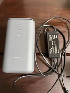 NTT docomo 5G モバイルルーター HR02