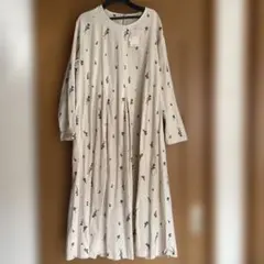 サマンサモスモス 花柄総刺繍ワンピース