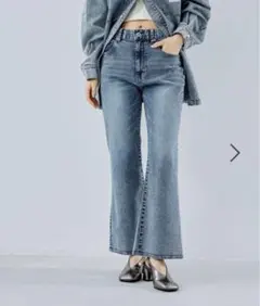 LEPSIM レプシィム　タイトフレアデニムパンツ