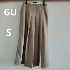 GUベージュ プリーツロングスカートS