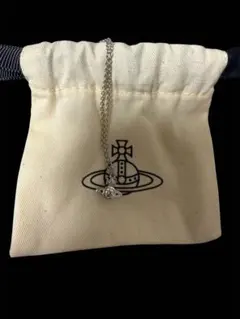 Vivienne Westwood シルバーネックレスのサムネイル