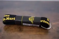 Dr. Martens 靴ひも 140cm 黒/ロゴ黄色