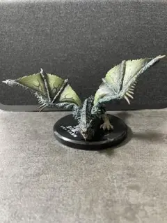 モンスターハンター リオレウス亜種 フィギュア 王の領域