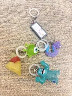 早い者勝ち！モンスターズ・インク めじるしアクセサリーコンプリートセット！