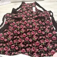 【新品未使用】PIERRE BALMAIN 黒 花柄エプロン C-TK2225