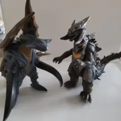 怪獣 ウルトラマン ソフビ 2点