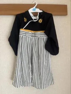 袴風ベビー服 黒とストライプ サイズ90