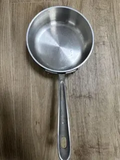 Item thumbnail for item 21549612-5412-41ec-b95b-db5535f38692