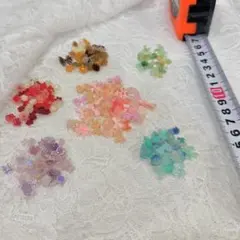 ネイルパーツセット 多彩なカラーと形状