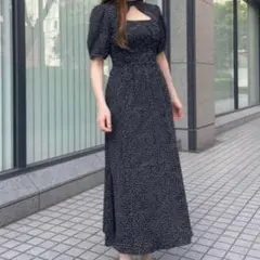LILIAN CARAT ドット シャーリングワンピース デコルテ ロング