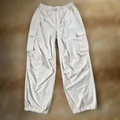 GU ジーユー　白系　カーゴパンツ　サイズL