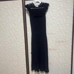 redyブラックフリルノースリーブニットロングワンピース