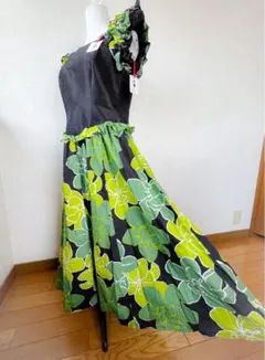 【値下げ】フラダンス用 黒緑花柄ドレス サイズ7