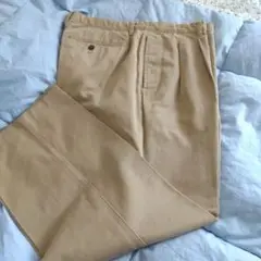 チノパンツ