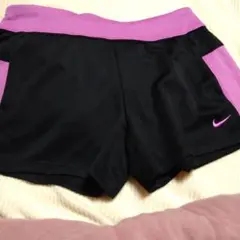 Nike DRI-FIT ランニングショーツ Mサイズ 黒/ピンク