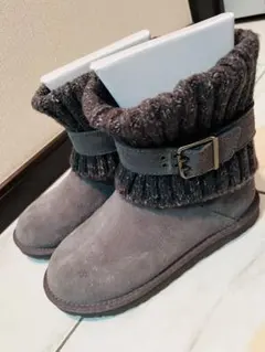 【週末限定値下げ‼️】美品！UGG ケンブリッジ　ニットブーツ　23センチ　グレー