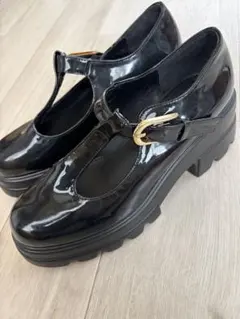 SHEIN 厚底 Tストラップ メリージェーン ローファー エナメル 黒のサムネイル