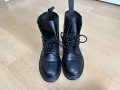 Dr. Martens 1460 MONO 8ホールブーツ