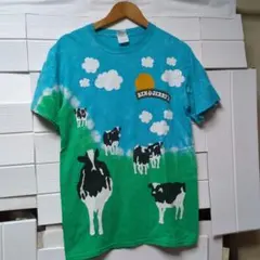 893 UDairy Creamery Blue Cow Graphic Tee - メルカリ