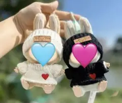 【新品】 Labubu ラブブ服 白 黒 ニット　ペア売り　ぬい服　セット売り