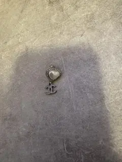 CHANEL シャネル シルバー ハート CCロゴ 片耳用ピアス 正規品