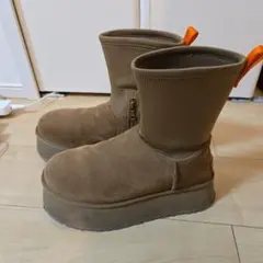 UGG クラシックディッパーブーツ 厚底ムートン