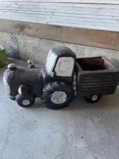 ガーデニング　オブジェ鉢