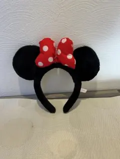 ミニーマウス カチューシャ 赤い水玉リボン