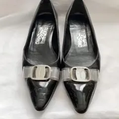 Ferragamo パンプス 黒 5 1/2C クリアヴァラリボン ローヒール