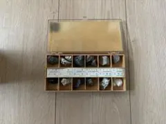 岩石標本セット 12種類 ミニ鉱物標本　鉱物コレクション　ケースつき