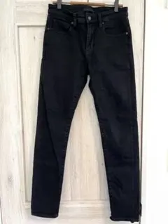UNIQLO ユニクロ　スキニー　ジーンズ　黒　ブラック　メンズ30