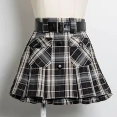 pium レザーベルトチェックプリーツミニスカート