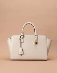 Samantha Thavasa ハンドバッグのサムネイル