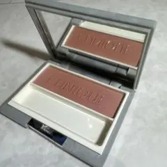 CLINIQUE パウダーチーク ピンク系 ミラー付き
