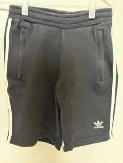 adidas originals 3本線 ハーフパンツ ブラックのサムネイル