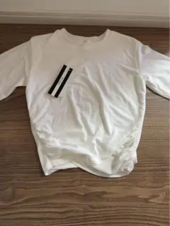 クロップド丈　ロンT新品タグ付き