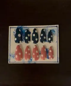 現品　青とピンクのドットネイルチップ