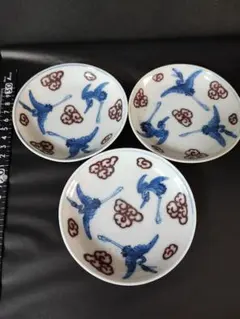 「青と白のコントラスト！ 山水画皿(直径18cm)」 古伊万里皿 2客セット 骨 青と白のコントラスト！ 山水画皿(直径18cm)」 古伊万里皿 2客