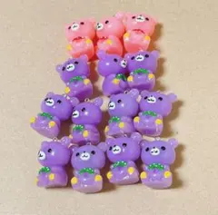 クマ　樹脂チャーム　ピンク　パープル