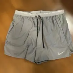 Nike Stride ランニングショートパンツ L グレー