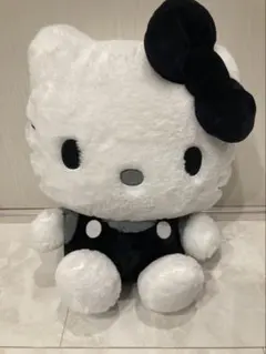 ハローキティ　モノクロドールGJ ぬいぐるみ