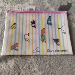 サンリオ　キティ　クロミ　マイメロ　キキララ　バッドばつ丸　フラットポーチ