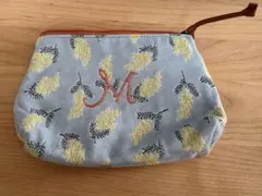 studio clip ミモザ柄のMのイニシャルポーチのサムネイル