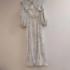GRL、花柄オフショルダーワンピースMサイズ
