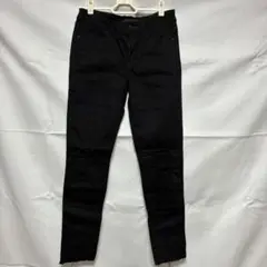 ユニクロ　ブラックスキニーデニム