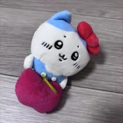 ちいかわ デスクトップから見守るひっかけぬいぐるみ ハチワレ ハローキティ ちいかわ デスクトップから見守るひっかけぬいぐるみ（報酬袋