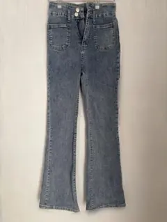 DHOLIC ブーツカットデニムパンツ Sサイズのサムネイル