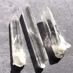 【数量限定！大きめ！３本セット】レムリアンシードクリスタル　水晶　ポイント71