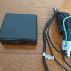 NUC7I3DNK　ミニpcのサムネイル