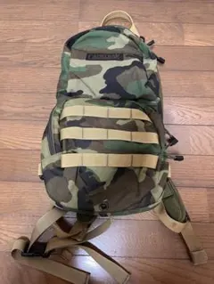 米軍 CamelBak キャメルバッグ バックパック 軽量 スポーツ